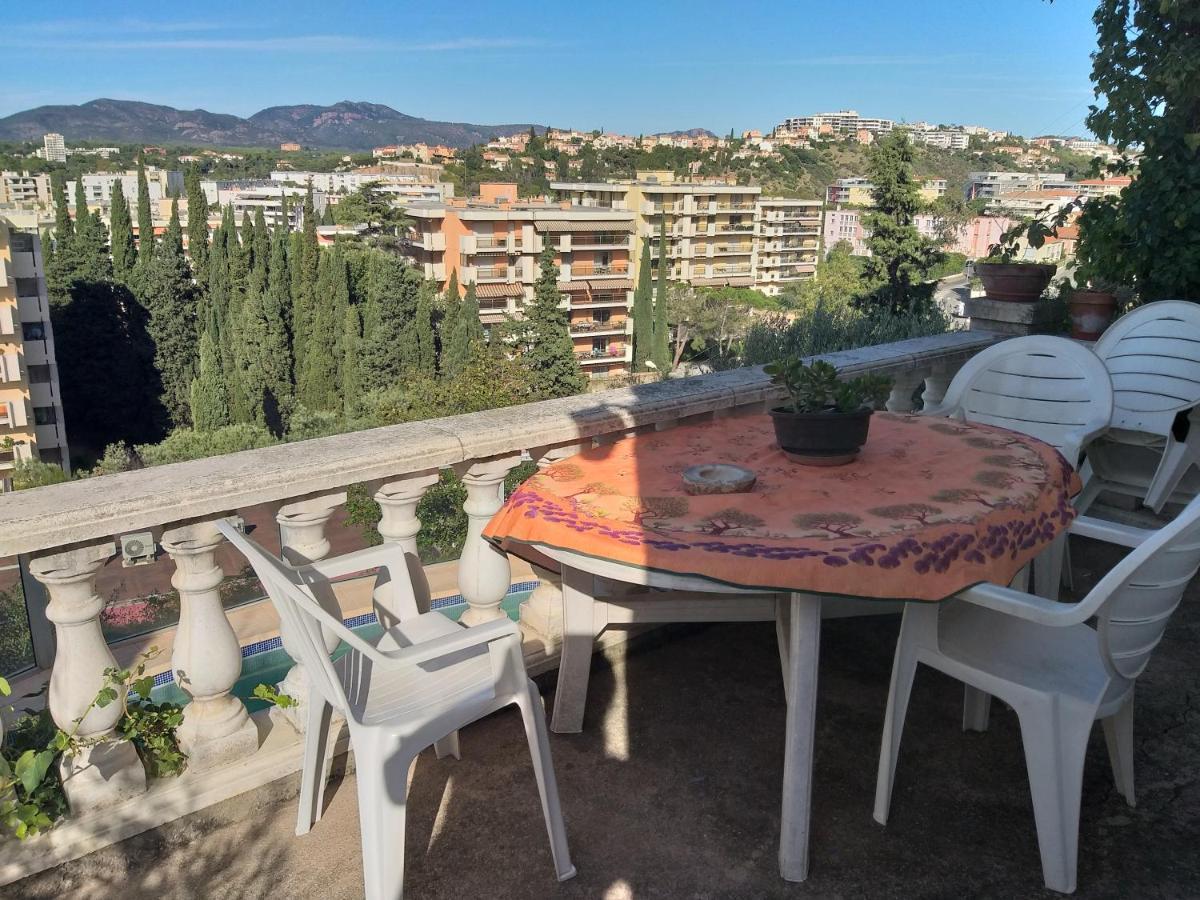Ravissant Appartement Centre Saint-Raphael Piscine Extérieur photo