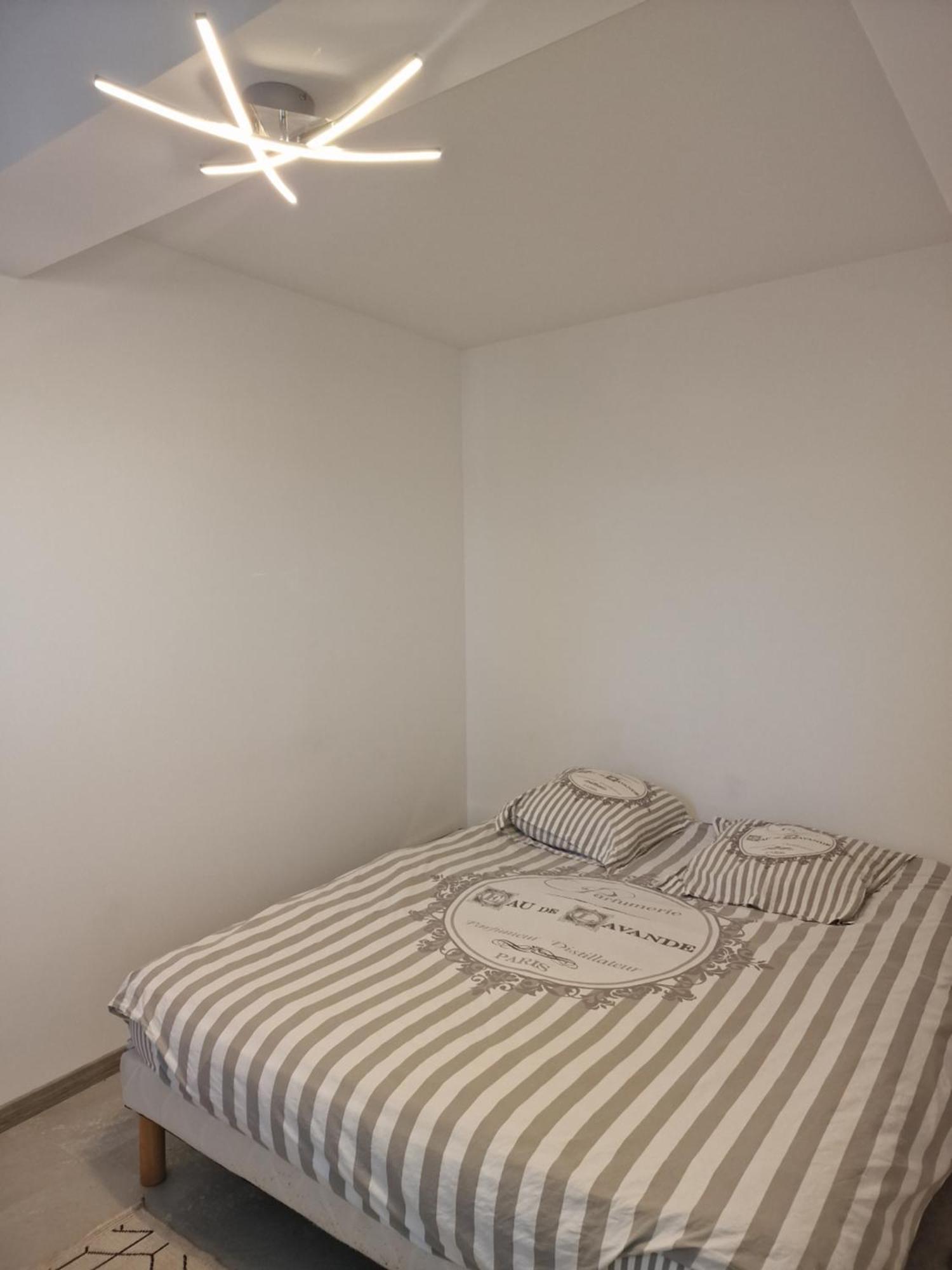 Ravissant Appartement Centre Saint-Raphael Piscine Extérieur photo